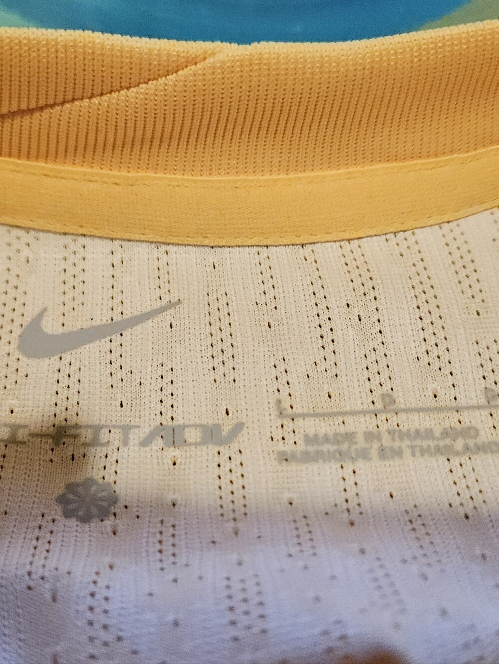 Nike Utah Royals Yellow Soccer Jersey - Picture 3 of 5